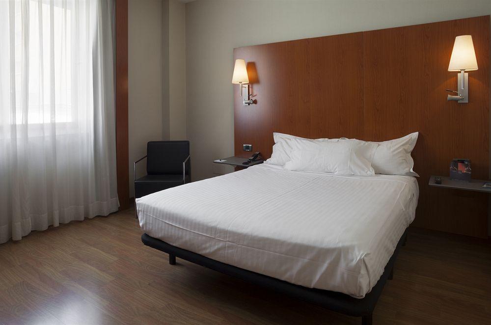 Ac Hotel Los Vascos By Marriott Madrid Ngoại thất bức ảnh