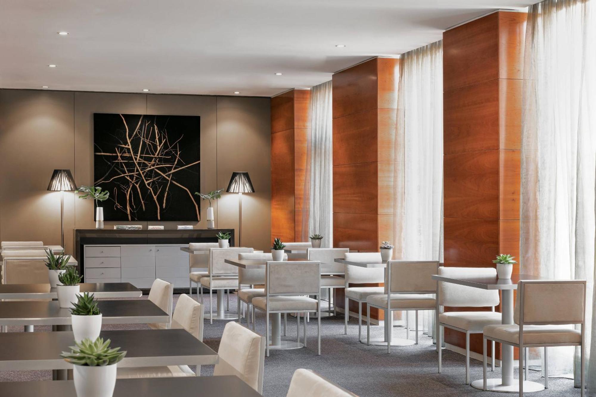 Ac Hotel Los Vascos By Marriott Madrid Ngoại thất bức ảnh