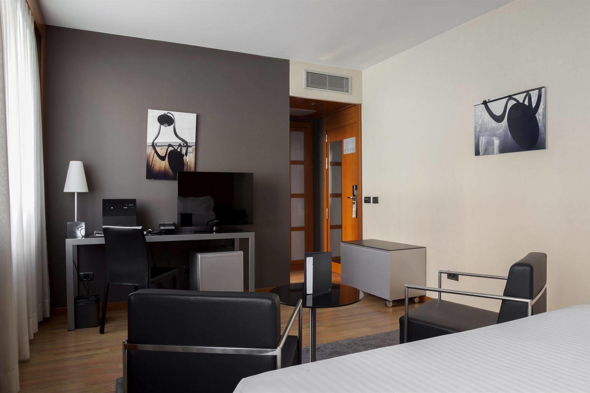 Ac Hotel Los Vascos By Marriott Madrid Ngoại thất bức ảnh